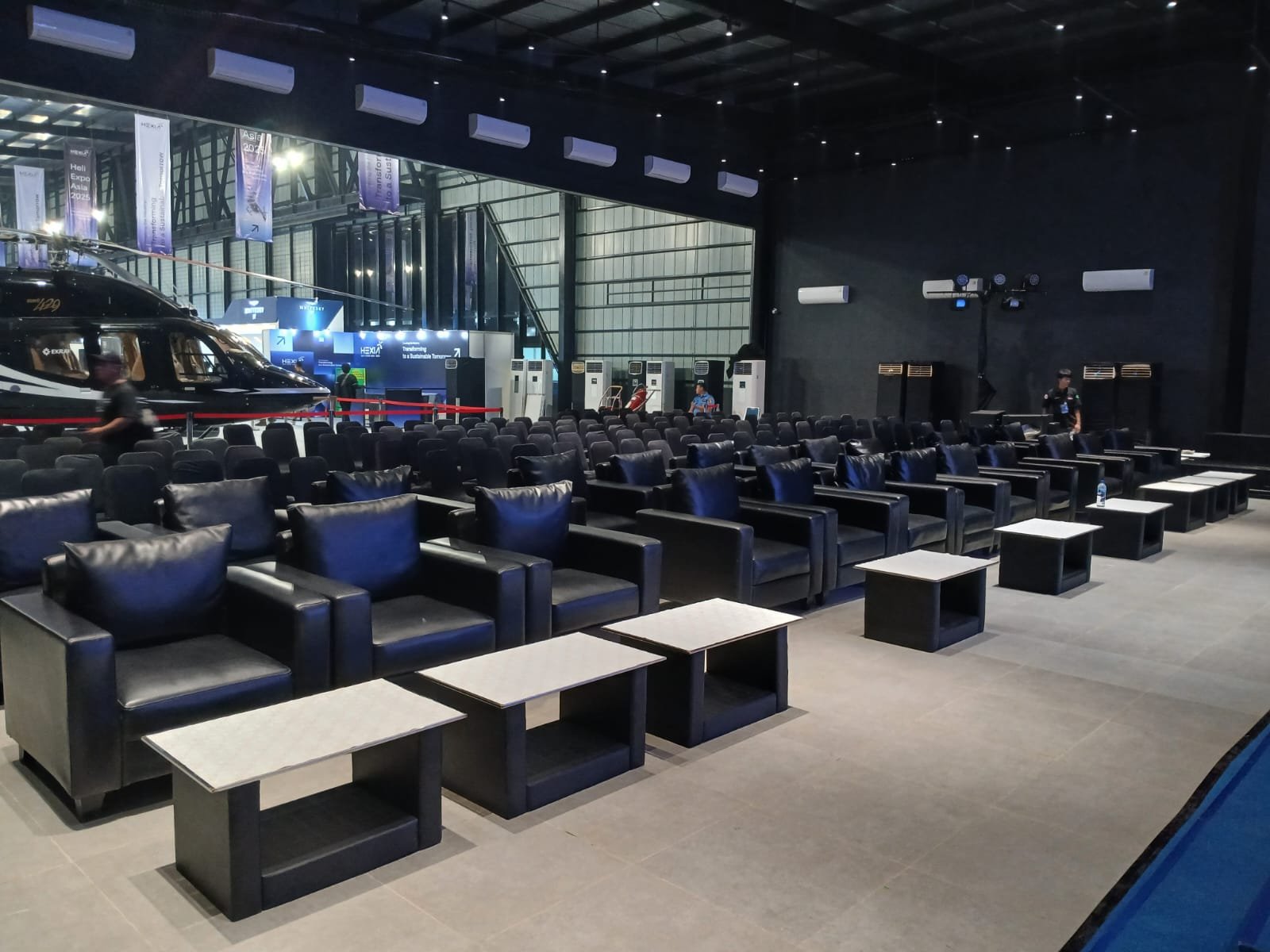 Sewa Sofa Istora Senayan (GBK Arena) – Solusi Event Nyaman & Elegan
