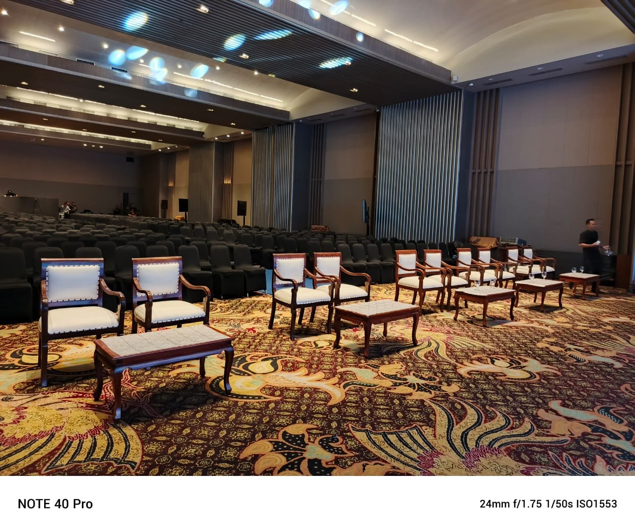 Sewa Kursi Sekitar di Jakarta Convention Center (JCC Senayan) Jakarta Jaminan Kualitas 2025