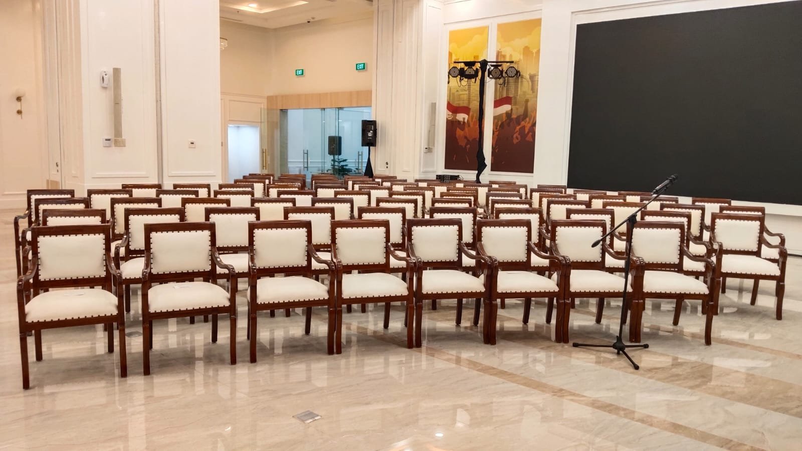 Sewa Kursi di Pondok Gede Bekasi? Jaminan Kualitas Terbaik di Tahun 2025!