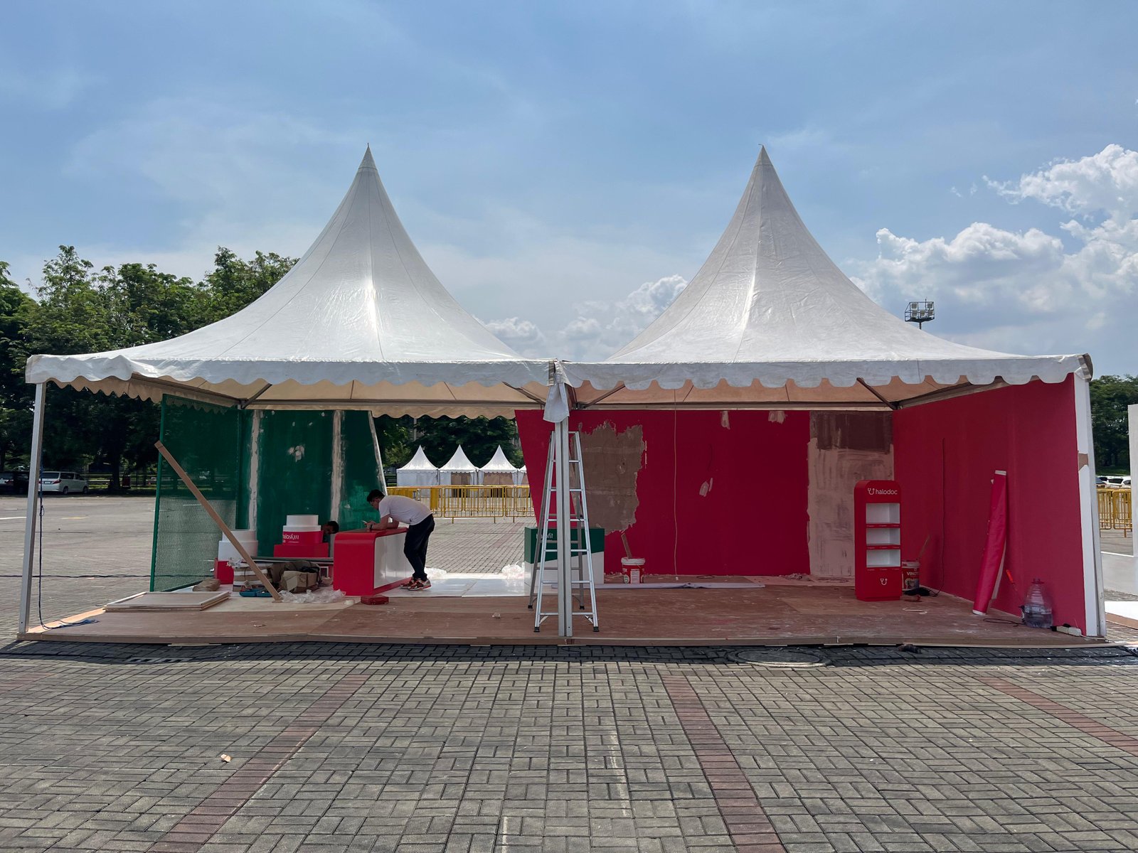 Sewa Tenda Sekitar di Gedung Poetri Ballroom, Komplek Wisata SKI Tajur Bogor Jaminan Kualitas 2025