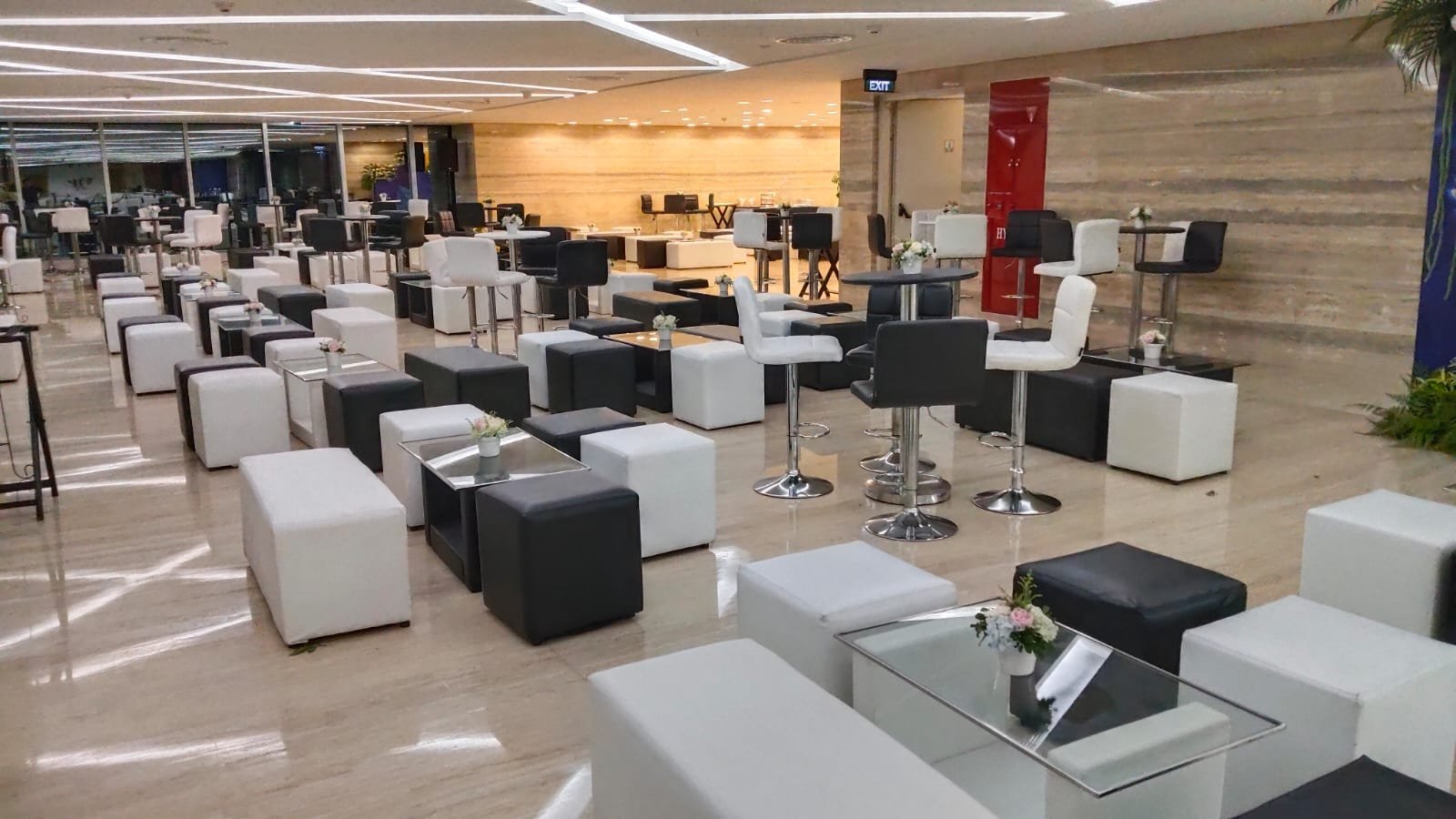 Sewa Sofa Sekitar di Villa & Resort (Contoh: Puncak Bogor) Jaminan Kualitas 2025