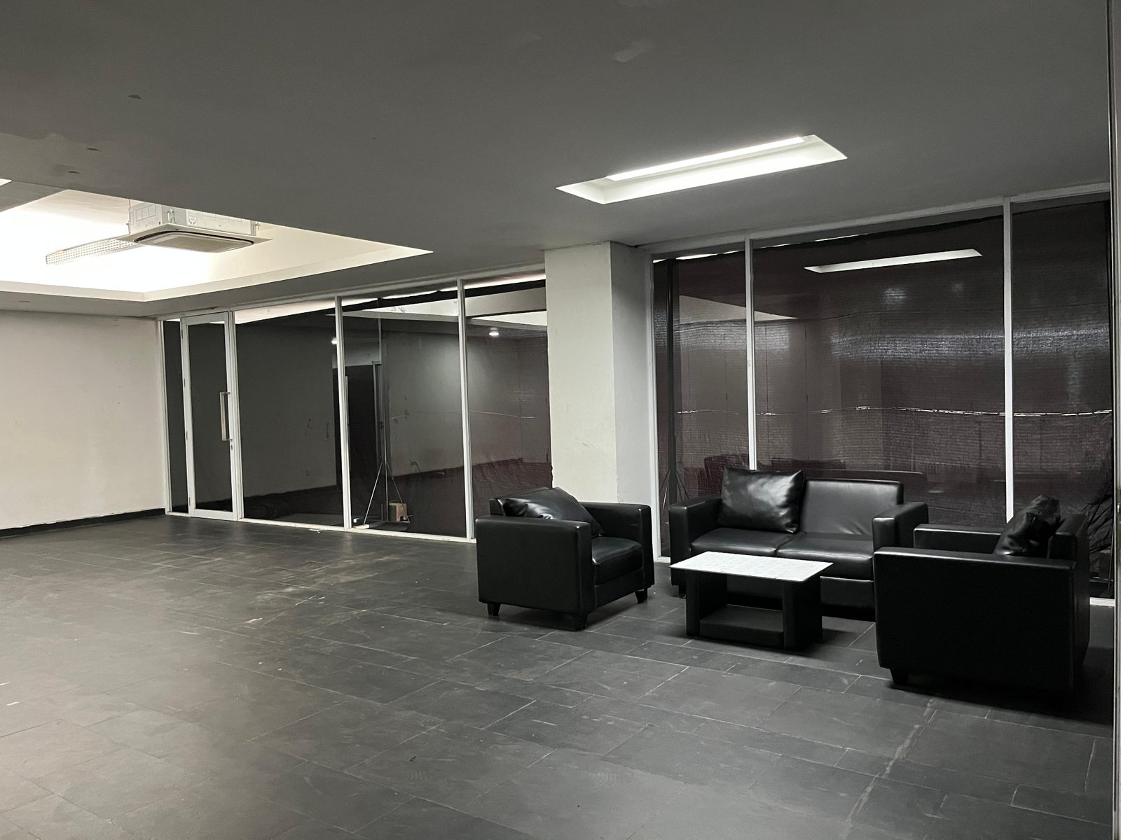 Sewa Sofa Sekitar di AEON Mall BSD / Event Hall — BSD City Jaminan Kualitas 2025