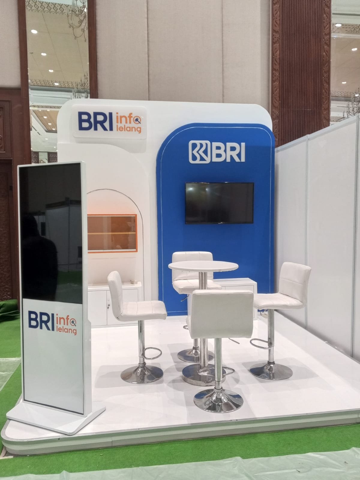 Sewa Barstool & Kursi Senayan City / Senayan Park (Event Space) — Sudirman Rental Jabodetabek by Gaharu Production