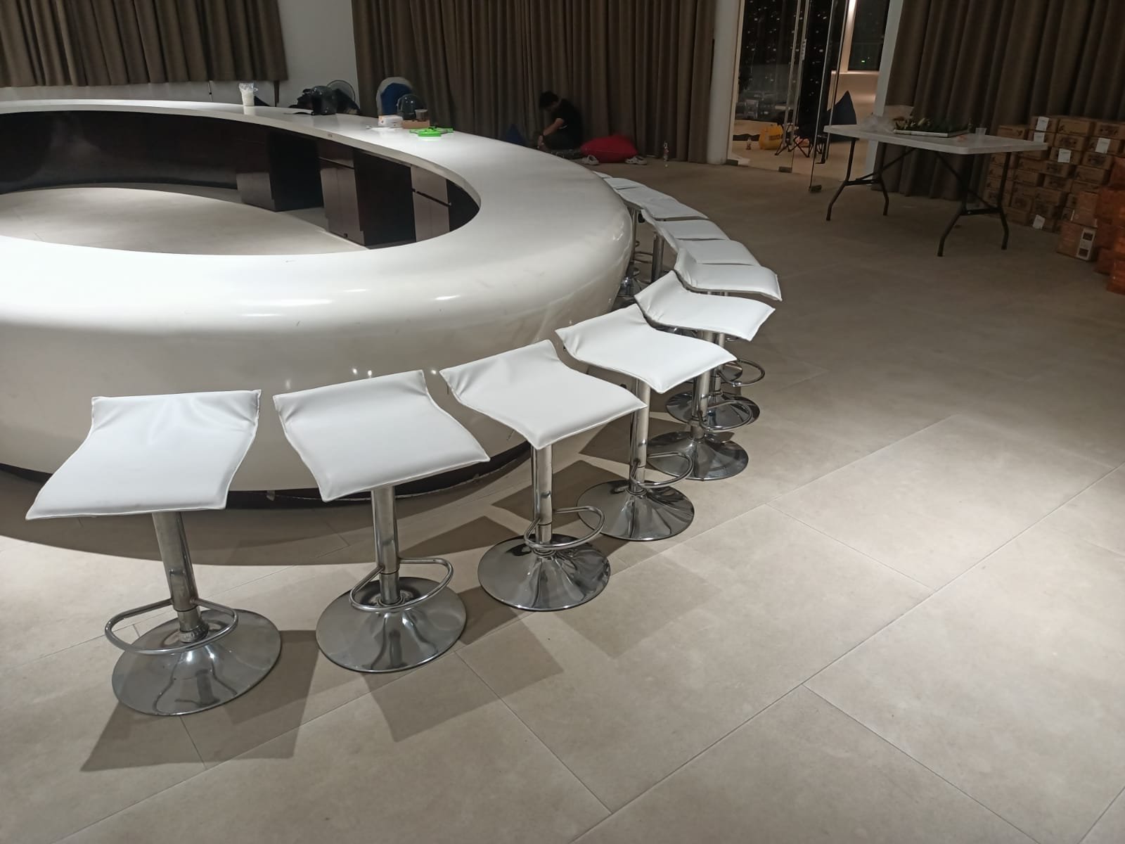 Sewa Barstool & Kursi Dramaga – Bogor | Sewa Sofa by Gaharu Production