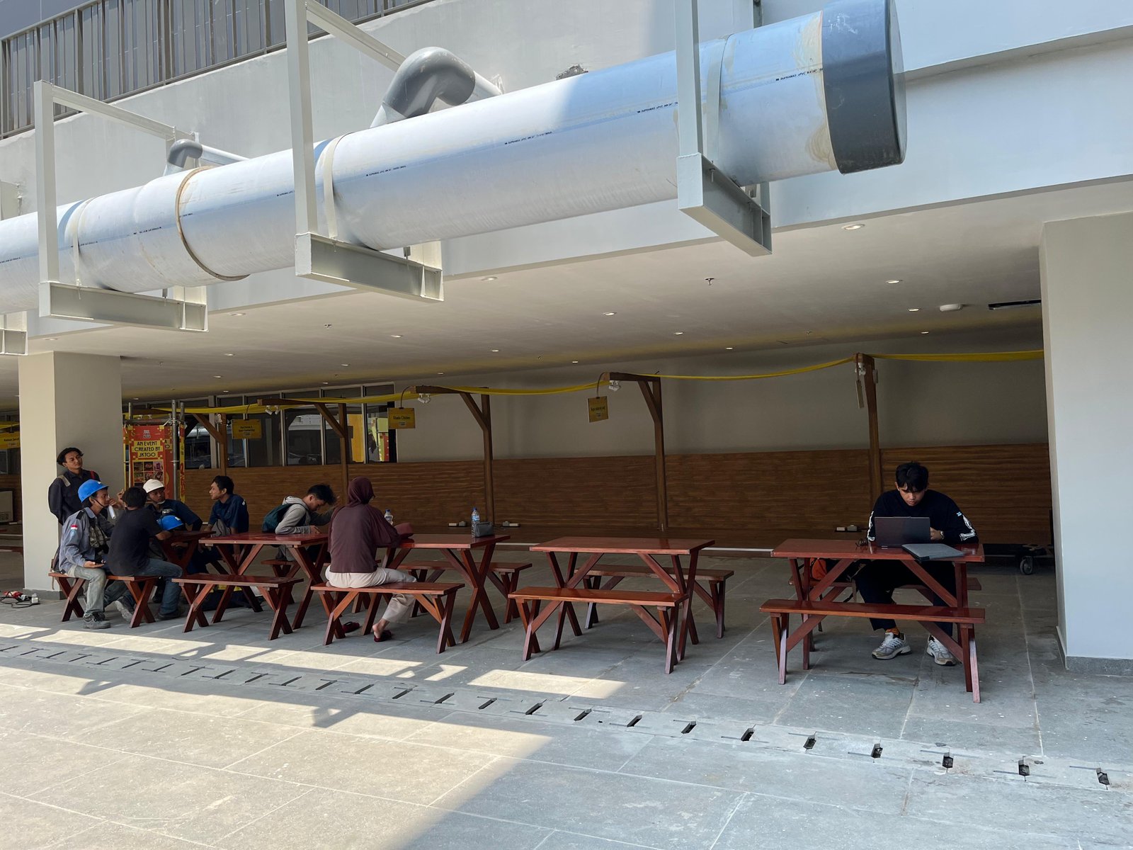 Sewa Kursi & Meja Taman Set Grand Aston Sentul – Sentul by Sewa Sofa