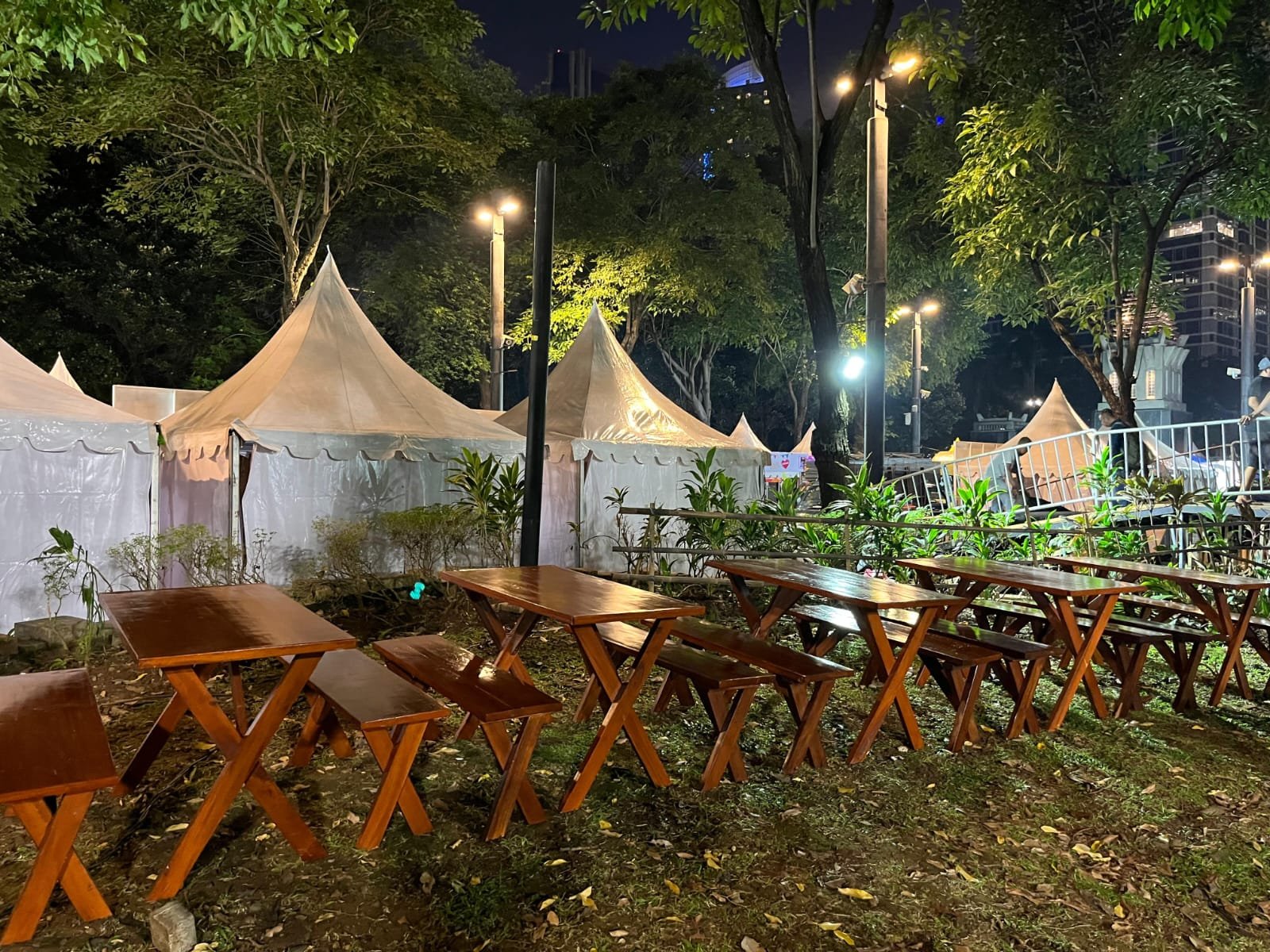 Sewa Kursi & Meja Taman Set Love Garden – Bogor by Sewa Sofa