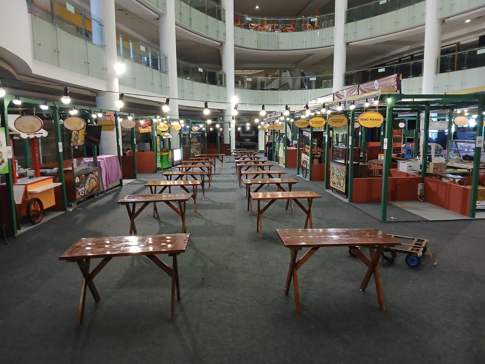 Sewa Kursi & Meja Taman Set Gambir Jakarta Pusat by Sewa Sofa